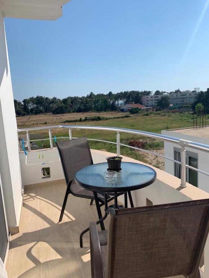 Apartmens Xhenis Lux 乌尔齐尼 外观 照片